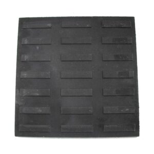 Piso Cimentício Rampa Filete Preto 30,7×30,7cm Amarrado com 5 Un.